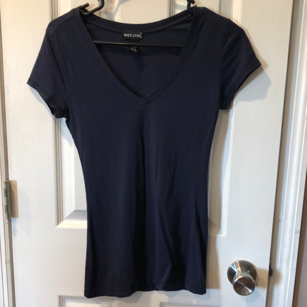 WetSeal VNeck